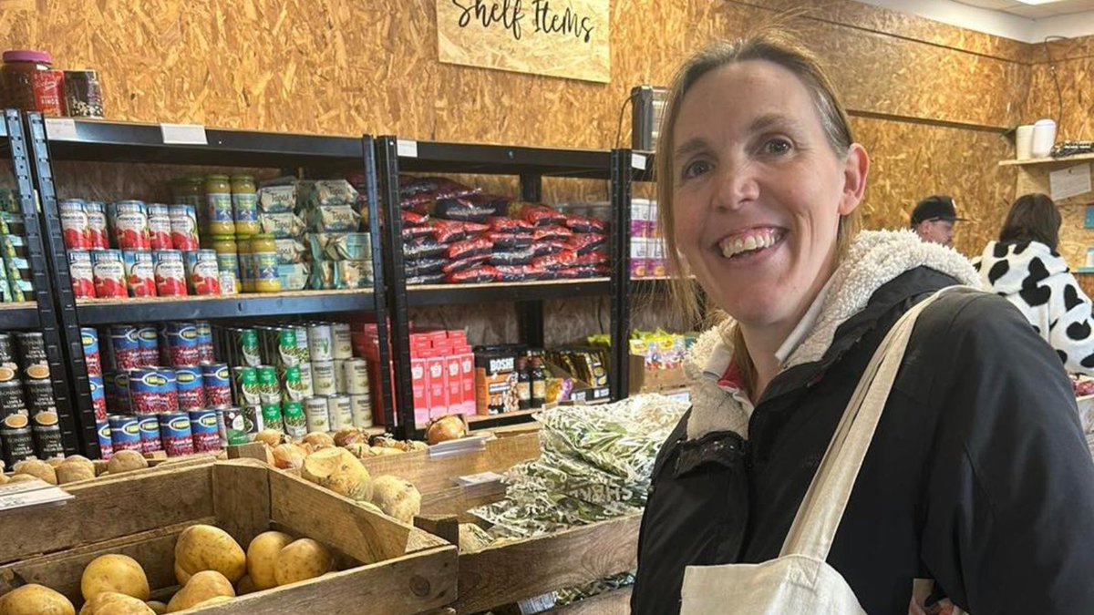 andyhmessage's tweet image. Looking forward to heading to the North East this weekend and getting to spend time with our team there, whilst also speaking at The Filling Station in York tomorrow. Then excited to head to Oxford Road Baptist on Sunday ahead of us working together to open a new grocery soon