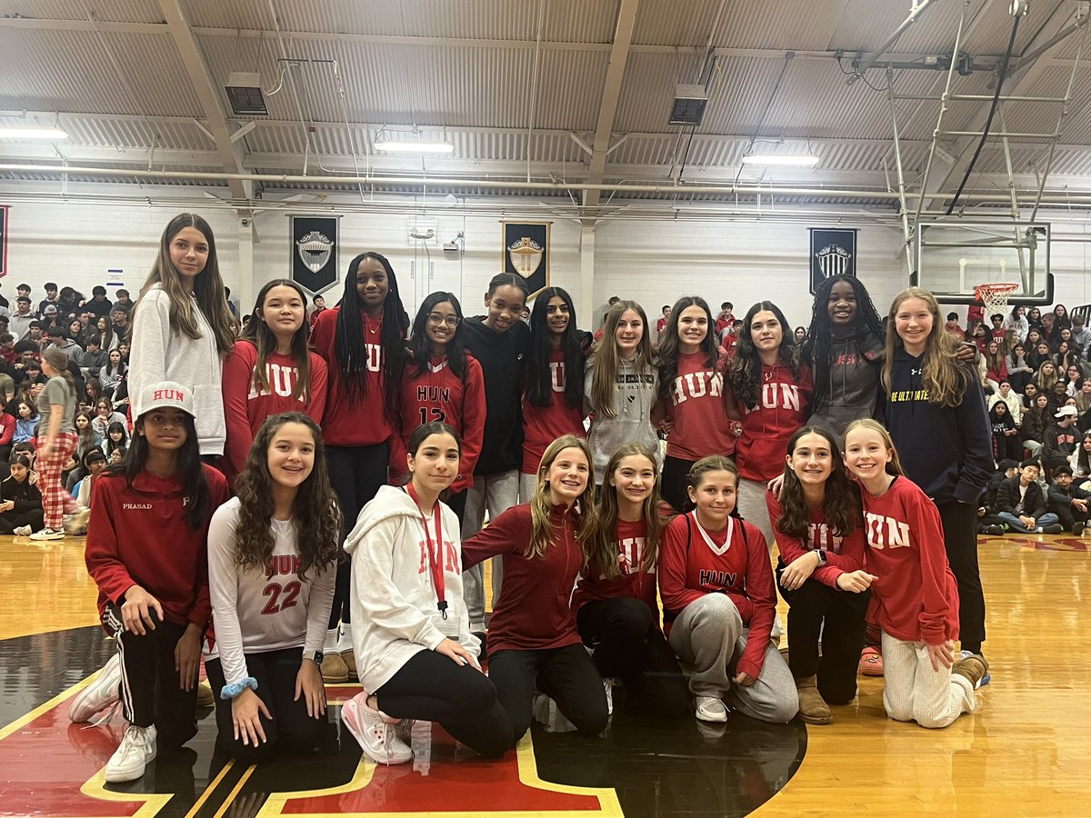 PEP RALLY TODAY! ❤️🖤 Both our MS & varsity teams were celebrated. We’re so excited for our double header & tailgate tmrw. Come to the gym @ 2 for the festivities! 

#HerAtHun #HunStrong #HUNgry #OnTheHUNt #basketball #girlsbasketball #femalesports #wolfpack #energy #peprally