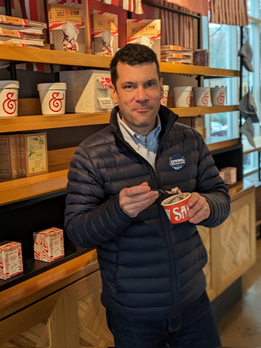 We are just a couple scoops away from hitting 250 local donations and unlocking small donor matching funds! Can you chip in and help us get that 9:1 match?

Kudos to <a href="/saltandstraw/">saltandstraw</a> on NW 23rd for the vegan marionberry ice cream!