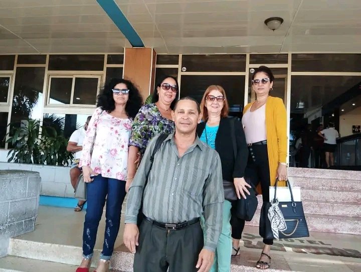 Alianza estratégica <a href="/UniversidadMoa/">Universidad de Moa Dr. Antonio Núñez Jiménez</a>  - <a href="/ULTCuba/">Universidad de Las Tunas</a> - Empresa de Transporte de Las Tunas para la matrícula del Aula Cautiva de Ing Mecánica. <a href="/WalterBG_MES/">Walter Baluja García</a> <a href="/Reynaldo_VZ/">Reynaldo Velazquez Z</a> <a href="/yurisley_valdes/">Yurisley Valdes Mariño</a> <a href="/AlmenaresReyes/">Roger Samuel Almenares Reyes</a> 
<a href="/DecanoElectrom1/">Decano_Electromecanica</a>