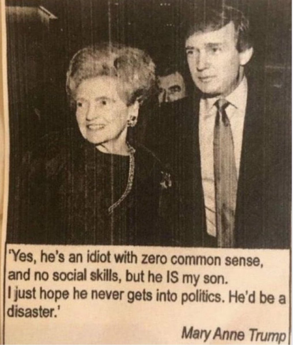 RealMonkeyCat's tweet image. Even its Mother &amp;amp; Melania AGREE.
#TrumpStinks #TrumpIsALoser