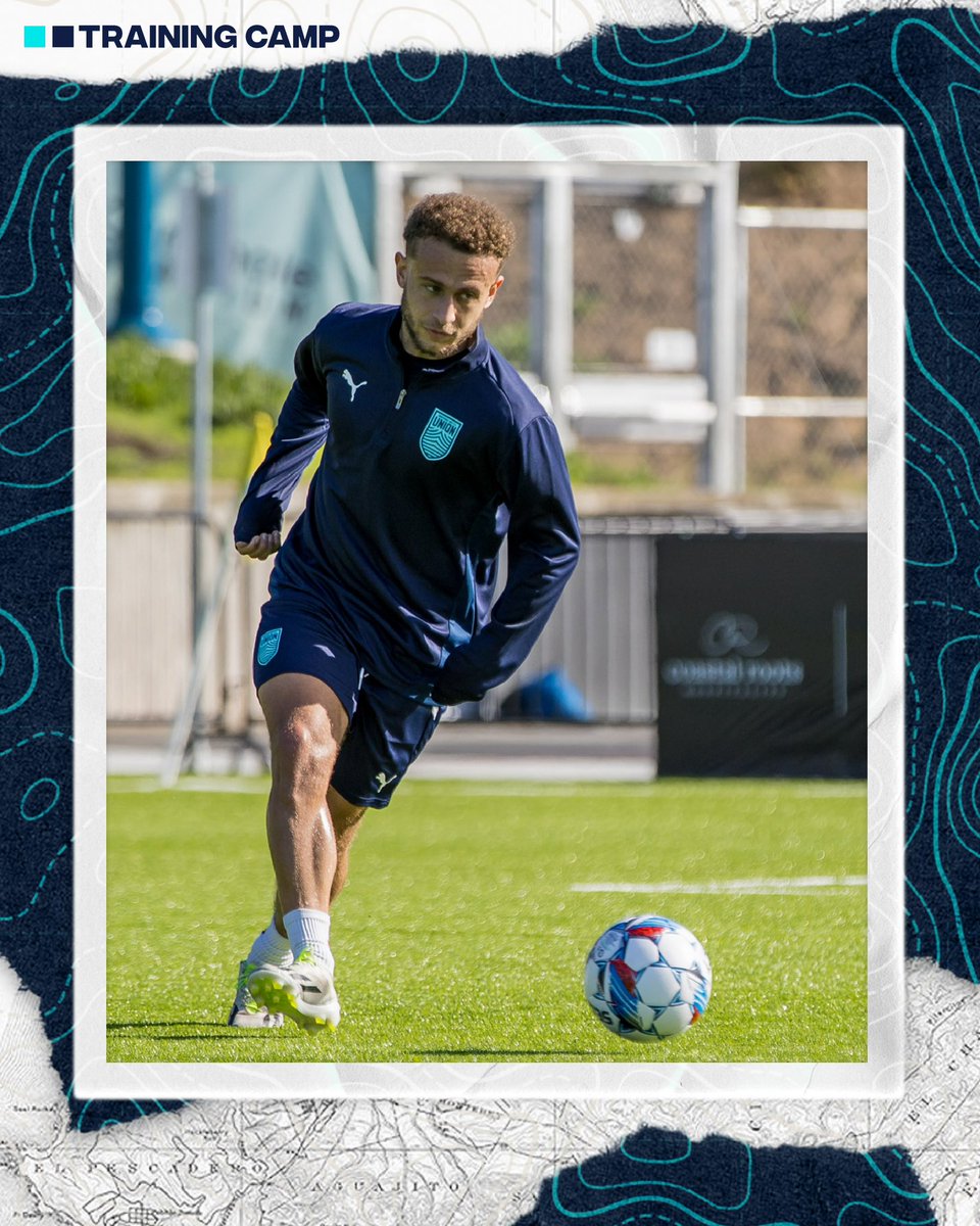 MontereyBayFC's tweet photo. 🤝 𝗧𝗵𝗮𝘁'𝘀 𝗮 𝘄𝗿𝗮𝗽 𝗼𝗻 #𝗧𝗿𝗮𝗶𝗻𝗶𝗻𝗴𝗖𝗮𝗺𝗽 𝗗𝗮𝘆 #𝟮

@mobes6 
@grobin15 
@pichichii_8 
@RafaBacaJr https://t.co/R3QmYmAGLs