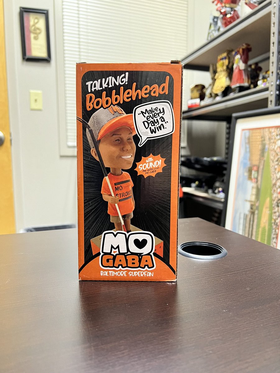 jbenowitz1831's tweet image. I always keep this visible in my office as a reminder to make every day a win. When I’m not having the best day or week, I put it directly on my desk as a reminder that mindset matters. Thanks for continuing to inspire me Mo. Happy 18th birthday. #MOStrong