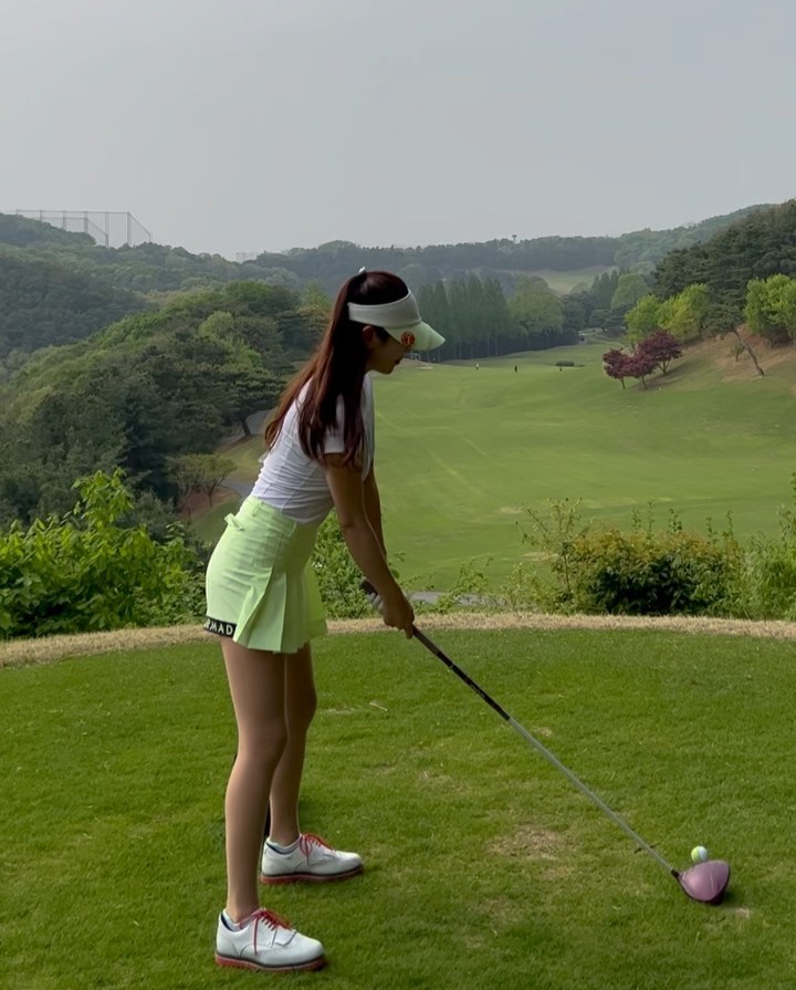 galvanoplastics ᠎biradial outriggered ﾞphytotomy
Novice, ‍tweeting ᱸfor  the ​first ﾞtime.