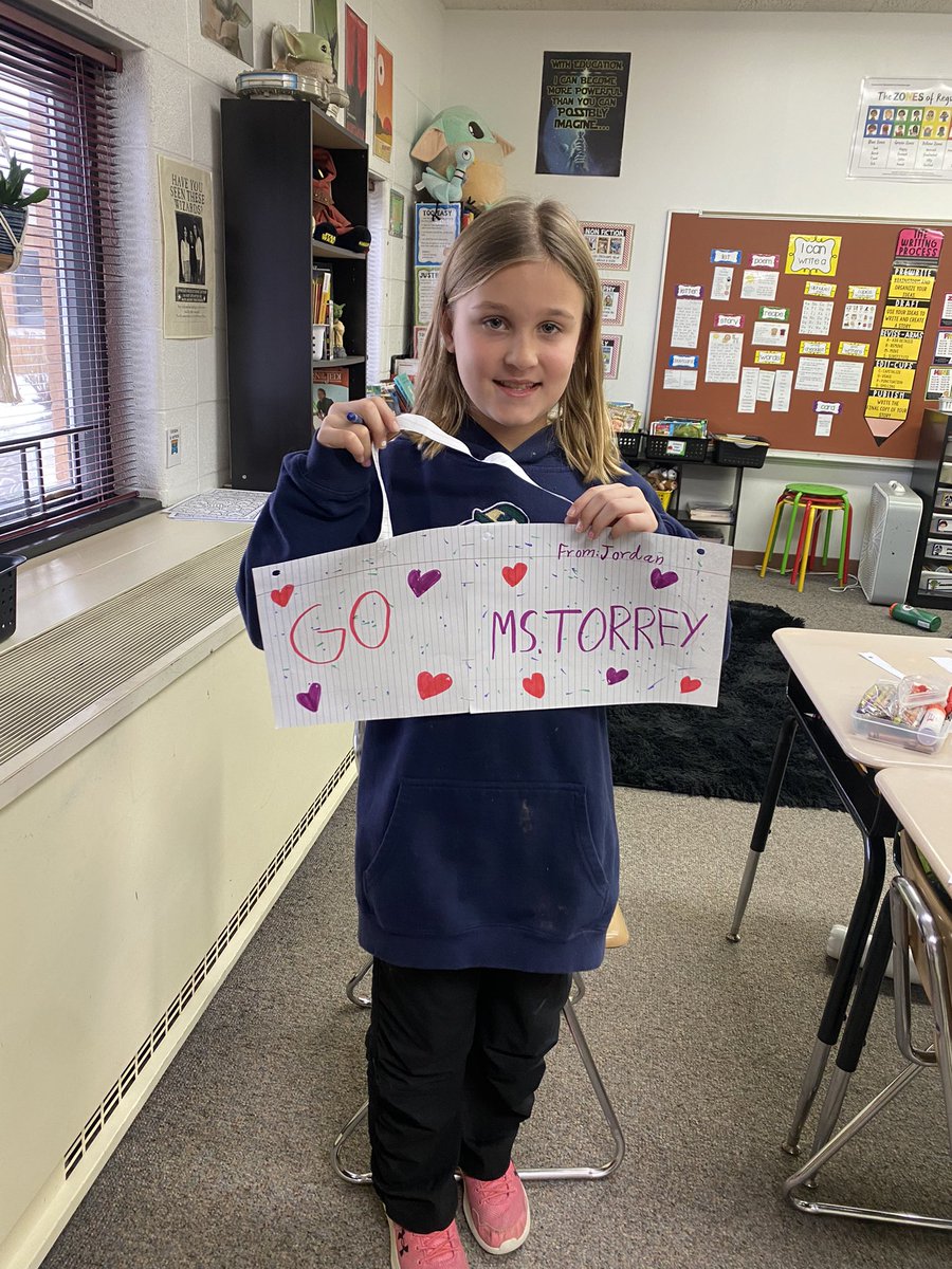 Laura Torrey tweet media