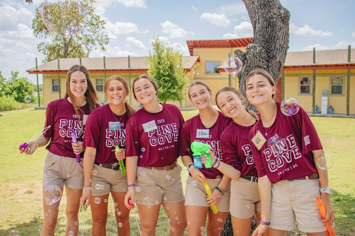 PineCoveCamps's tweet image. Today is National Have Fun at Work Day! We know a little something about that.... #FunAtWorkDay