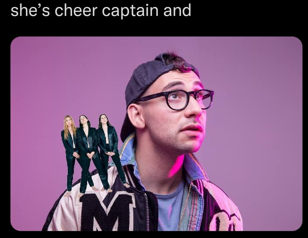 Ieaningonyou's tweet image. I AM WHEEZING