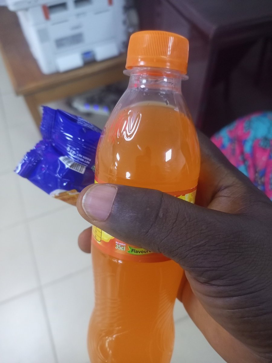 DavidYaakugh's tweet photo. How UBA Impressed Me

Shared mineral, biscuits and sweets to customers. https://t.co/AqAMG7vDct
