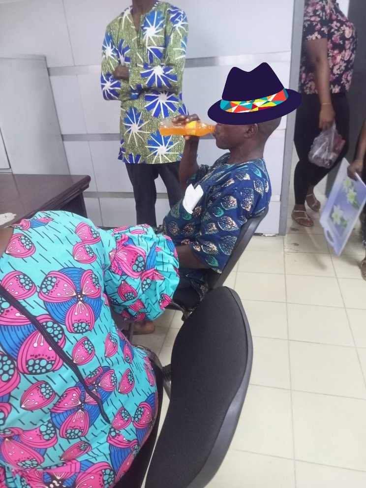 DavidYaakugh's tweet photo. How UBA Impressed Me

Shared mineral, biscuits and sweets to customers. https://t.co/AqAMG7vDct