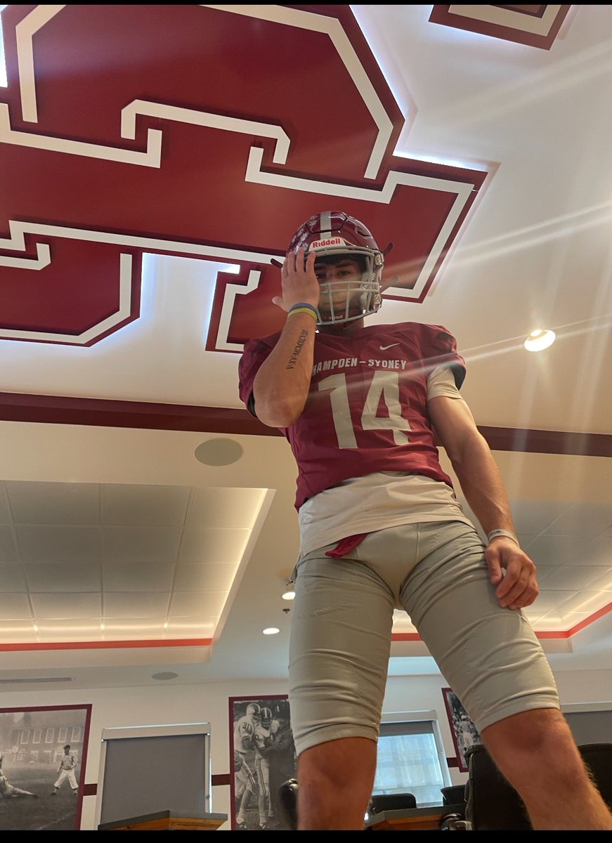 Had an amazing time on my OV to @HSC__FOOTBALL thank you! @dilloncostell01 @CoachRWilson @Coach_Luvara @ZachZullinger @DAWGHZERECRUITS @PrepRedzoneSC @HighSchoolBlitz @BenLippenFB @scoutSMART_ @On3Recruits @CoachBWeigle #rolltiger