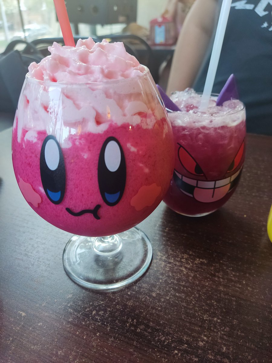W1lliamsMyGL's tweet photo. Para celebrar el éxito de mi trailer, mi hermano dijo que fuéramos al Insert Coin 👌👌👌 https://t.co/nPNPPqJy1G