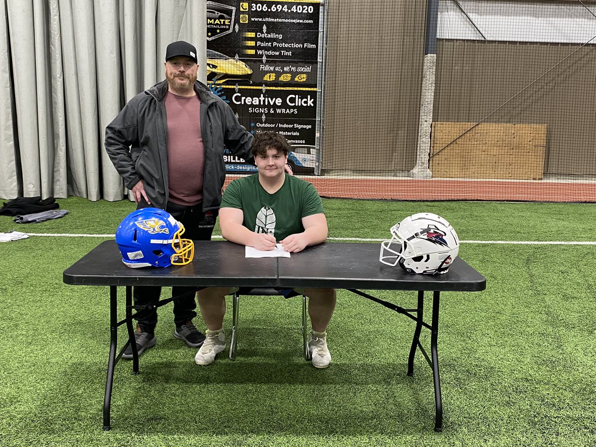 ScotchM's tweet photo. Excited to have @saskselectsFB  Defensive Lineman Matthew Schuett @MathewVids13364 from Humboldt @HCIMOHAWKS wearing @reginathunder colors in 2024. He is a big strong dude that was instantly noticed at the indoor camps by consistently winning the knock back. https://t.co/3ThhhwZ4Eg