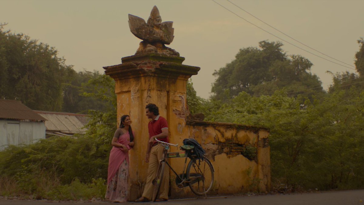 filmsandstuffs's tweet photo. the cinematography of blue star ✨ https://t.co/mxsoiVRIHZ