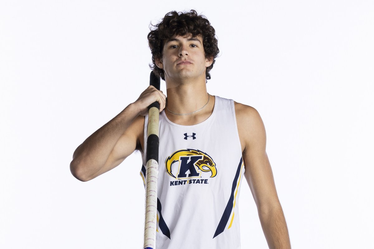 KentStTrackXC's tweet photo. #DougRaymondInvite | M Pole Vault
🥇 Kristian Kneffler - 17' 2¾"
🥉 Layne Studer - 15' 9"
#GoFlashes⚡️ https://t.co/Tgbch1ElEz