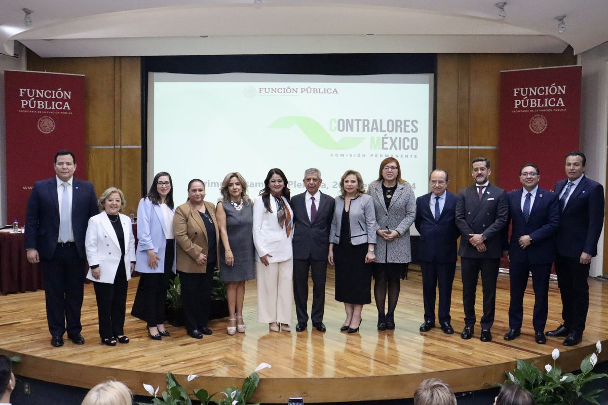 ContraloriasMX's tweet photo. Así como las seis Coordinaciones Regionales, representadas por #BajaCalifornia, #Durango, #Colima, #Hidalgo, #Querétaro y #QuintanaRoo.
Las Contralorías del país, a través d la #CPCEF, trabajan de manera constante por la optimización de la función pública. #SomosCPCEF https://t.co/2OVg4GYvhp