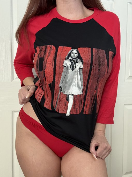 &ldquo;Run&rdquo; 🖤&hearts;️  #Megan https://t.co/dVFDIFw5Xf<a href="/tag/megan"class="tags">#Megan</a>