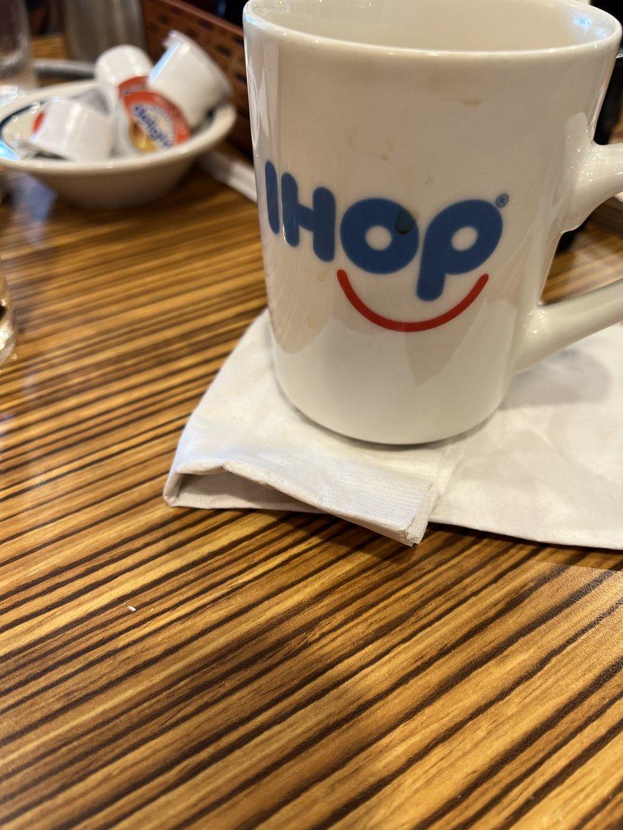 KN4YZY_Corey's tweet photo. MVARC Breakfast on Saturday, 27 Jan at the IHOP in the Mount Vernon Plaza, 7694 Richmond Highway, Alexandria, at 8 A.M.

Hope to see everyone there.
#MVARC #hamradio https://t.co/tjeZaZgIkU