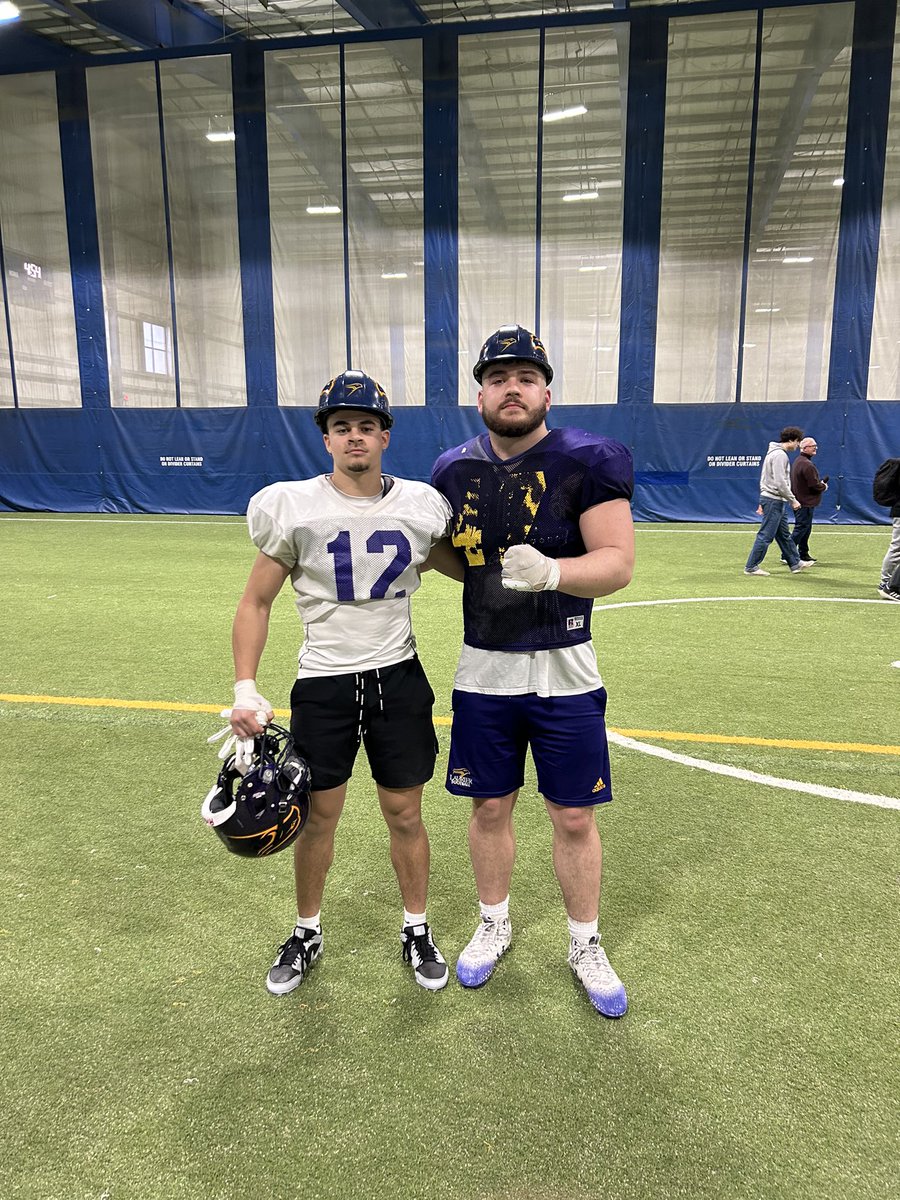 Just finished off another elite week of practice! A lot of great effort but the effort from these two earned them the winner of the ‘Hard Hats’! WR - Alex Walters DL - Marcus Tenney #SoarAbove