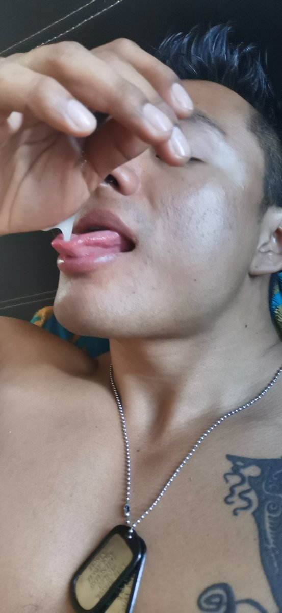 acaneladohot's tweet photo. Tengo tantas ganas, quien para portarse mal este fin de semana? 😈😈😈 https://t.co/xU6JZdOyMz