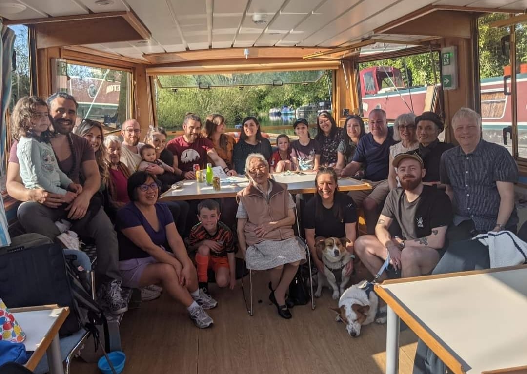 My mum has gone to be with Jesus and to be reunited with my dad. Pics : Mum and Dad together &amp; my mum's 90th birthday two years ago. Ma maman est partie auprès de Jésus et pour être réunie avec mon papa. Photos: Mes parents et le 90ème annif de ma mère il y a deux ans.