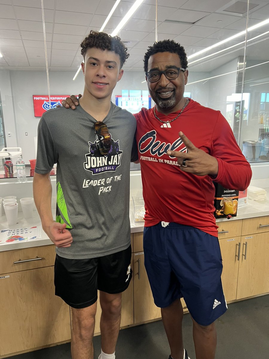 Manny Ruiz (@manny9252007) on Twitter photo Thank you coaches for the opportunity to tour <a href="/CanesFootball/">Miami Hurricanes Football</a> and <a href="/FAUFootball/">Florida Atlantic Football</a>
<a href="/joecandarelli/">Coach Cando</a> <a href="/johnjayfbcr/">John Jay Football</a> <a href="/CoachField/">Coach Field</a> <a href="/CoachEugene10/">Bruce Eugene</a> Thank you coaches for the opportunity to tour <a href="/CanesFootball/">Miami Hurricanes Football</a> and <a href="/FAUFootball/">Florida Atlantic Football</a>
<a href="/joecandarelli/">Coach Cando</a> <a href="/johnjayfbcr/">John Jay Football</a> <a href="/CoachField/">Coach Field</a> <a href="/CoachEugene10/">Bruce Eugene</a>