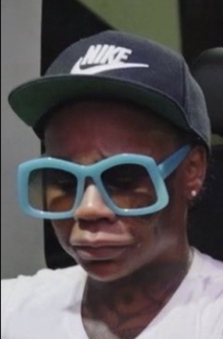 Watch ℳoni's leaked NSFW photo on TwXstars