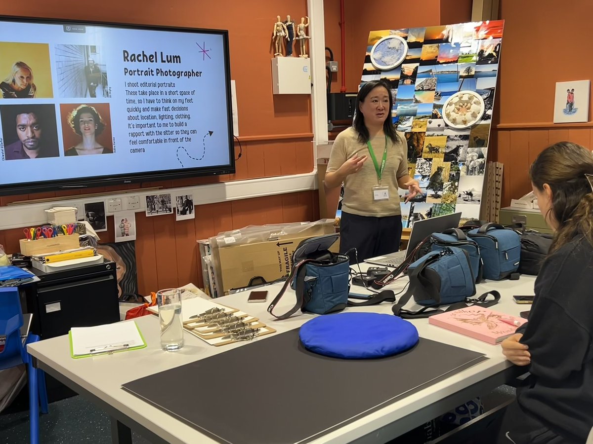 #MaidaValeSchool #MaidaValeArt #MaidaValeArt #MaidaValeYear12 #PhotographyPupils  <a href="/RachelLum/">rachel</a> #Photography #Portrait Workshop. What an amazing workshop. The pupils learnt so much. 📷📸