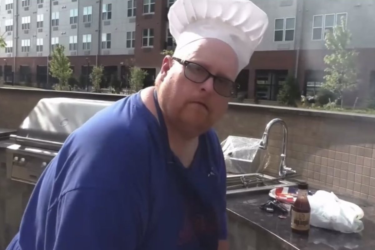 Viva La Stool tweet media