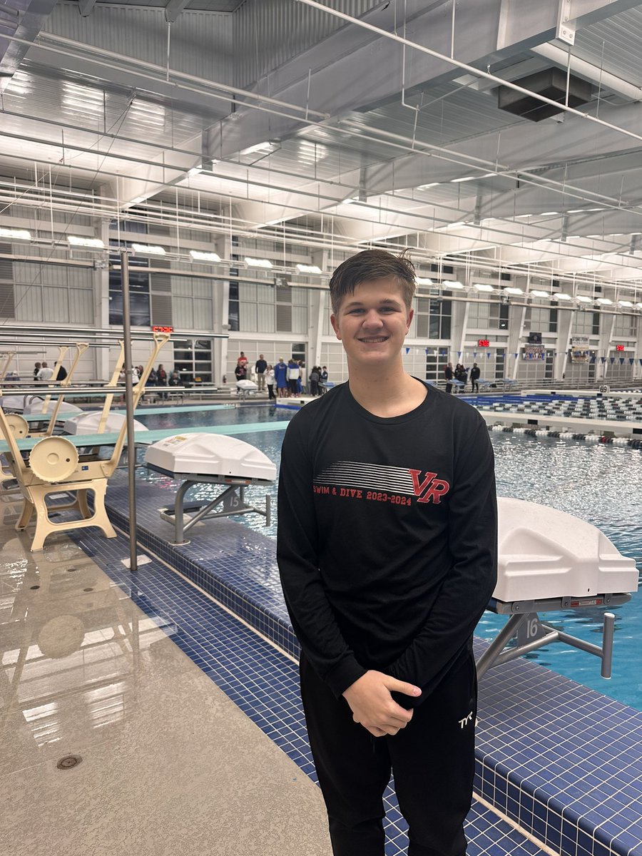 VRSwimDive's tweet photo. Congratulations to Campbell who came in 3rd in girls diving! And congratulations to Caeden for coming in 1st for the men’s diving! Excited to see them compete in San Antonio! 🥇🥉❤️🖤 https://t.co/83Gf90DVNz