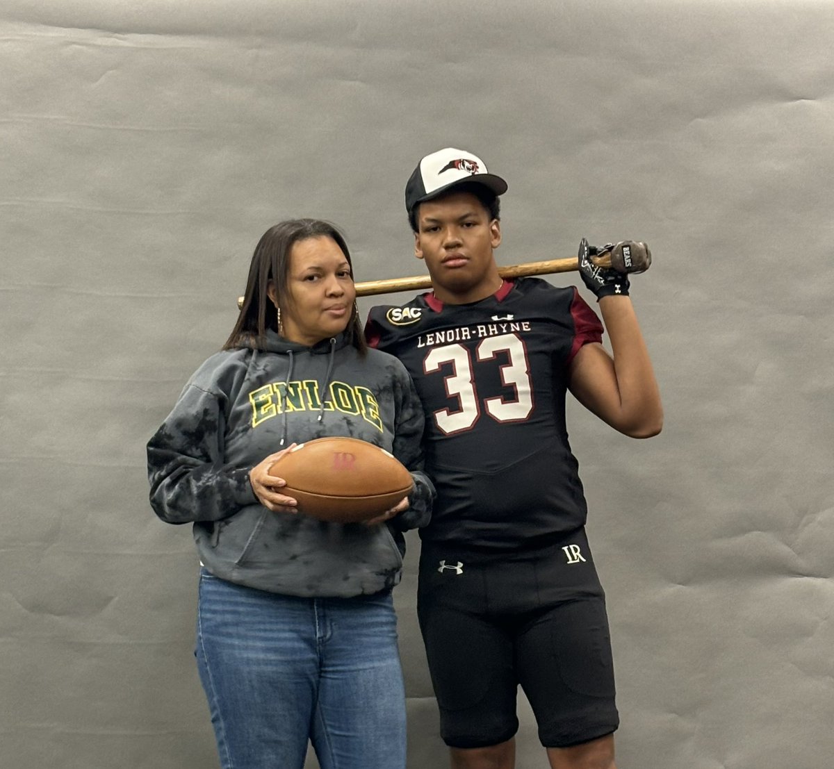 RCrew0's tweet photo. Had an Amazing time with  @LRBearsFootball thank you @Coach_Chaffee for having me and my family on campus today! I look forward to what the future has in store ! https://t.co/VDLYrMdQhk