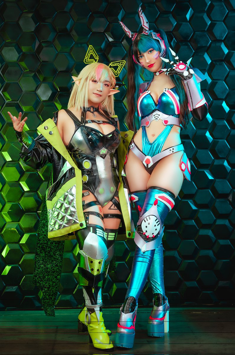 💚 + 💙
Cosplaying our vtubers irl w/ @CyberYuzuPyon!! https://t.co/qUQcUDxz1z