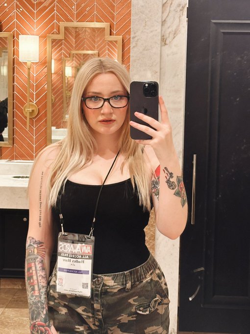 Day 3 is casual https://t.co/ihQc4aAeuT