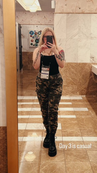 Day 3 is casual https://t.co/ihQc4aAeuT