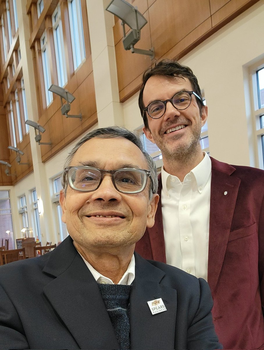 Ramesh Sharda and I hung out in Helsinki last spring as @FulbrightFIN fellows, and we hung out at the #flagship today when he gave a grad seminar on health analytics