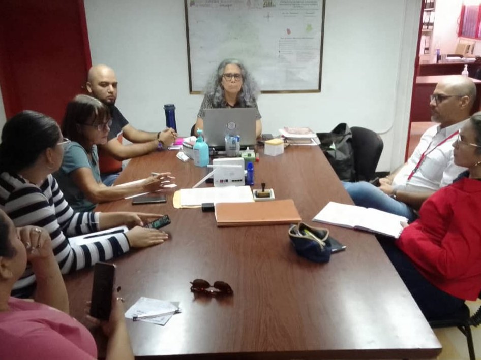 Hoy #26Ene el <a href="/iaegabaldon/">SAIAE Arnoldo Gabaldon Oficial</a> junto al <a href="/SACAICET/">SACAICET</a> en mesas de trabajo para investigaciones y formación conjuntas en salud.

Juntos para el del #SPNS

#VenezuelaEsPaz
#JuntosPorCadaLatido ❤️
#IAESiempreContigo ✊🏽🇻🇪