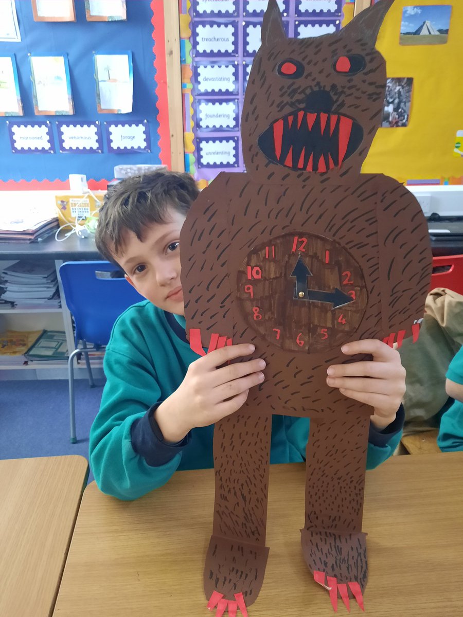 Senior Room pupils designed beautiful clocks during the week whilst learning about time. Today they imparted their knowledge on the Junior Room pupils and the session was enjoyed by all. ⏰️ 🕑