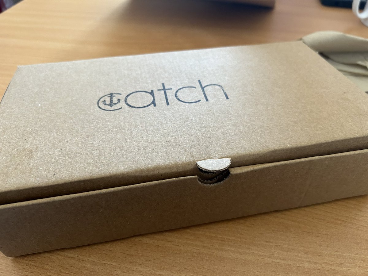 samanthaHall35's tweet image. Me and boyfriend had chips and burger 🍔 for lunch today, support other’s cafe in the area of Carmarthen… 

We went to catch Cymru, there food are 😋 to have. 

#catchcymru #chipsandbuger #fishbar