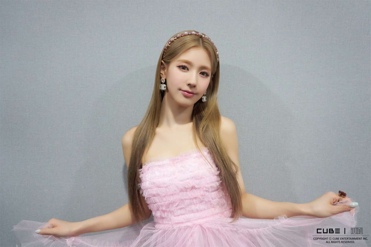 gummiebot's tweet photo. ⠀
⠀        ⠀   #𝚊de𝕝aide is 𝑑ri𝚟ing 🚗 ◌ . 
⠀        ⠀   𝕥o se͟e the 𝓈tars shin𝕚ng 🌟
⠀        ⠀𝕥his is her ⊹ 𝚜tage ਏϊਓ 𝑓rom 𝑑ri𝚟ǝ
⠀⠀             𝚋ǝ𝚑𝕚nd 𝕥he ᡴ ᳞ᴖ 𝚜cǝ𝚗es !
⠀ https://t.co/OuZSsfXP4c