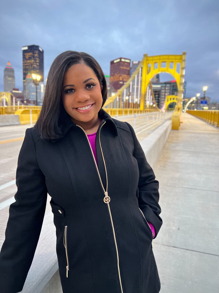 jatara_'s tweet image. A Friday evening news dump: I'm coming home to Pittsburgh!
Honored to join WPXI as an anchor/investigative reporter. It's a dream come true and an answered prayer. The former intern in me is beaming with joy and so proud of the journey to this point. Love ya Cincy but #HereWeGo