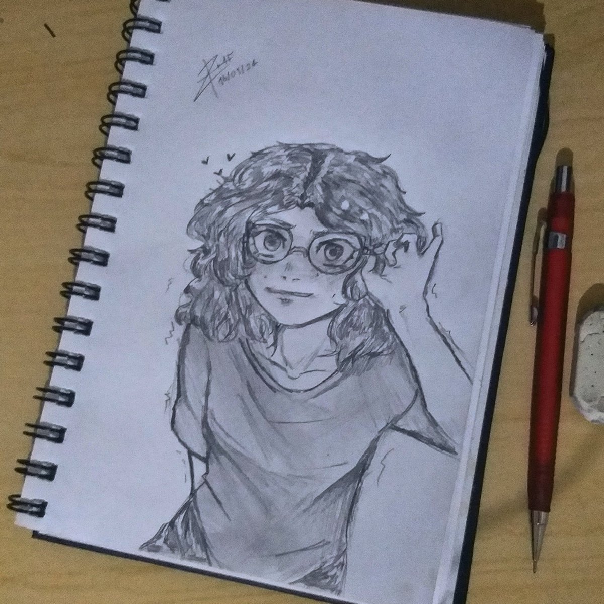 SPRMF19's tweet photo. Alguns desenhos q eu fiz a um tempinho no meu sketchbook
#drawn #sketchbook #tradicional #art #artist https://t.co/aAnqQh5unJ