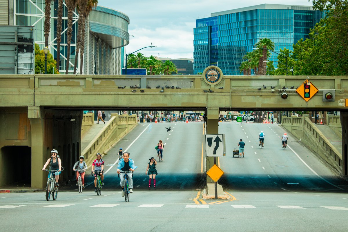 Who's ready to kick off the weekend?  It's time to break free from the weekday hustle and have some fun!

Let's turn those weekend dreams into reality! Whether it's a spontaneous road trip, a cozy movie night, or a thrilling adventure – the choice is yours! #vivacallesj #sanjosé