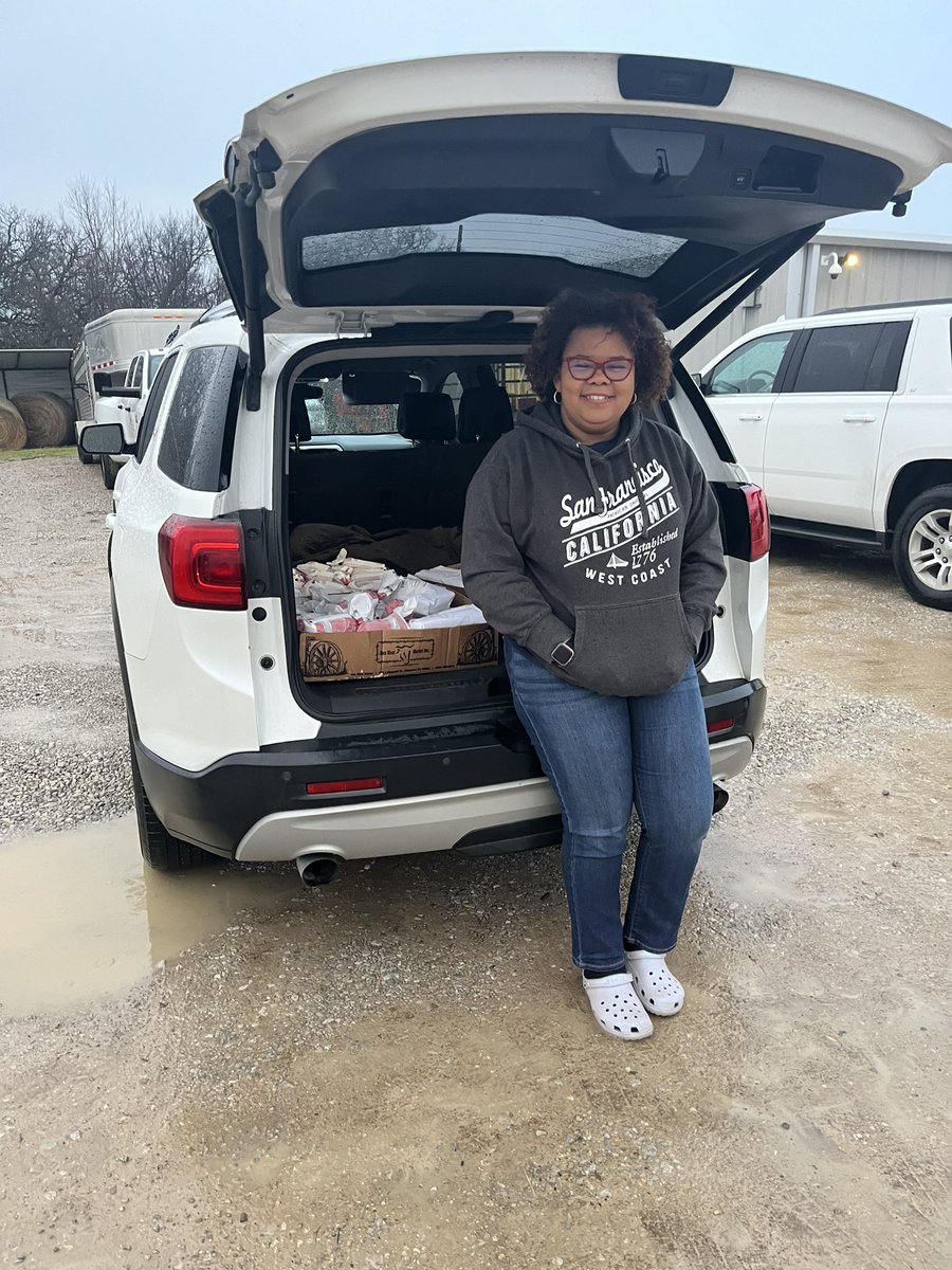 GCFFA steer raffle winners. Look at the beef they take home.