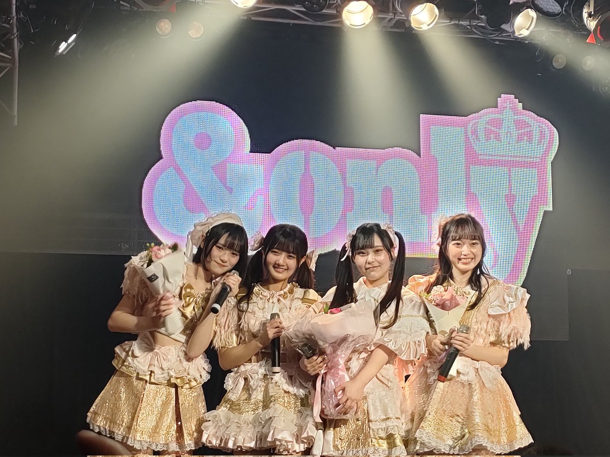 manamin_ouen's tweet photo. ㊗️デビュー1周年おめでとうございます♡💛❤🩷
新体制のライブ楽しみに待ってます(^ ^)
 #andonly  #アドオリ  #アイドル  #記念日 https://t.co/fRAACECJGl