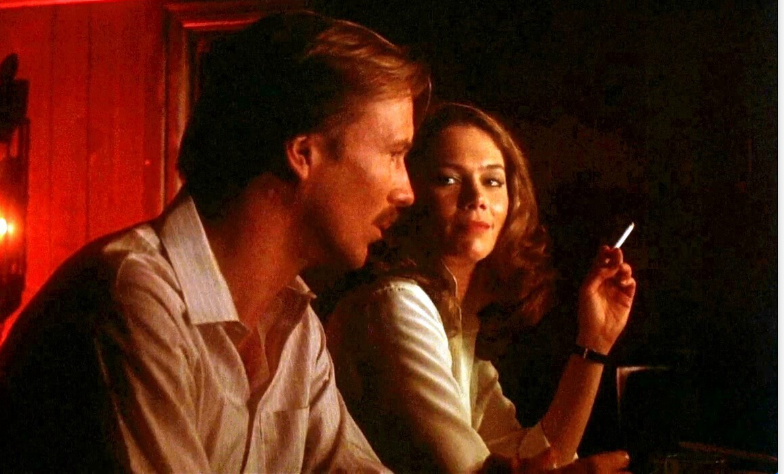 'Maybe you shouldn't dress like that.'
'This is a blouse and skirt, I don't know what you're talking about.'
'Maybe you shouldn't wear that body.'
Body Heat (1984) #director #screenwriter #lawrencekasdan #williamhurt #kathleenturner  #femmefatale #noir #80s #80smovies