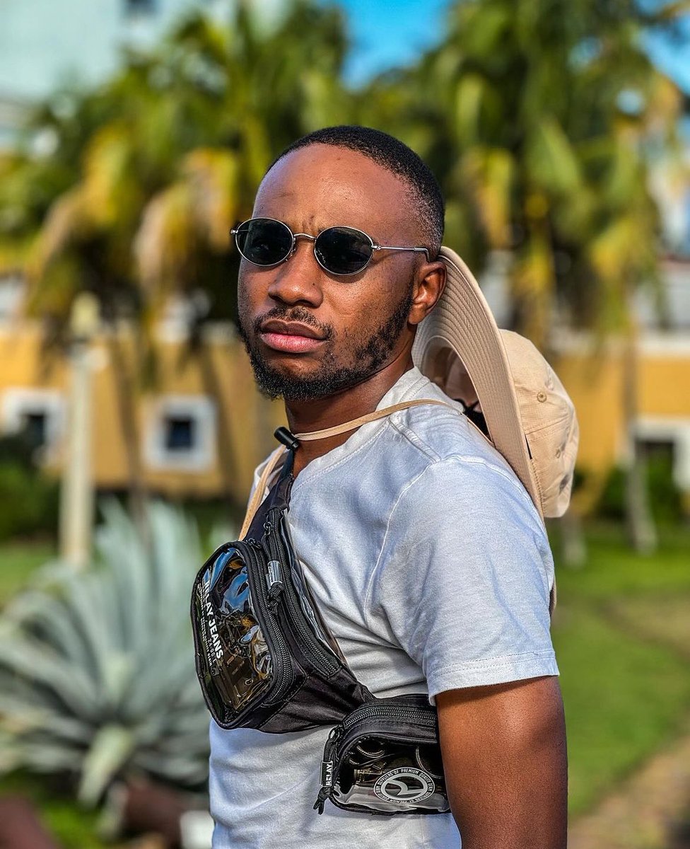 TripableDudes's tweet photo. Happy birthday Tripable Dibs ✨

Haose Tripable Oa Dutla
057 To Lefatshe Ka Bophara
Ka Lerato Leo

❤️ https://t.co/vsRa48ARDz