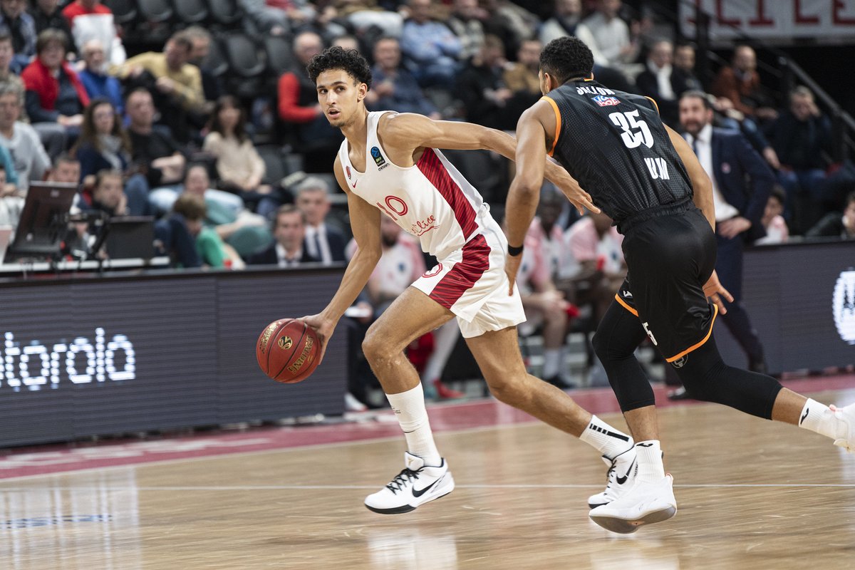 Be_BasketFr's tweet photo. 🚀🇫🇷 Zaccharie Risacher est le nouveau n°1 de la mock draft d'ESPN, référence en la matière ! 

💯 Toujours deux Français aux deux premières places, avec Alex Sarr n°2, et même trois dans le Top 10, avec la 8e place de Tidjane Salaün. 

👀🇺🇸 https://t.co/uYURZ3CdgE https://t.co/LAV7A1Xk8a