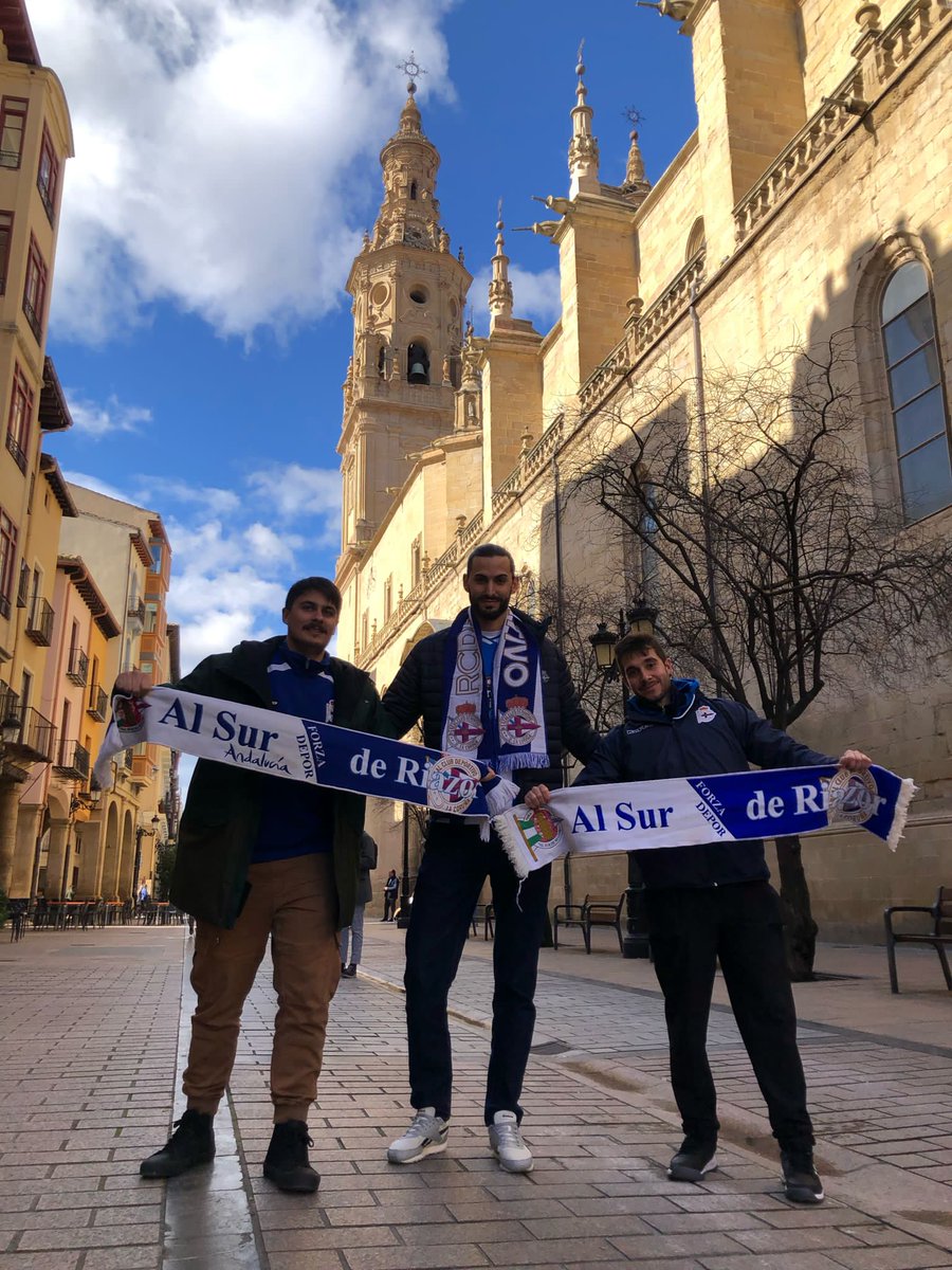 SurdeRiazor's tweet photo. Los del Sur tomando las calles riojanas.
#ASDRonTour https://t.co/UUCMLtgs1w