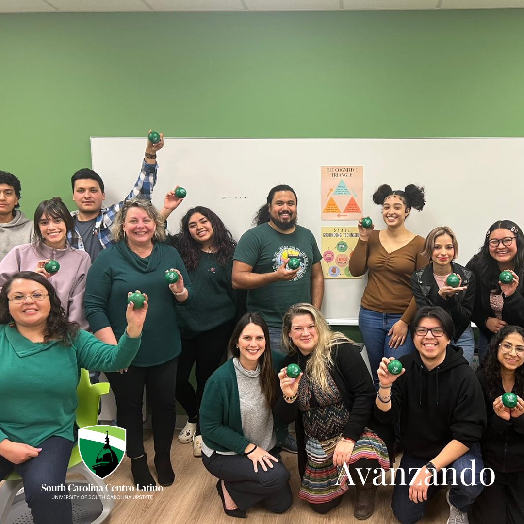 AraceliHLaroche's tweet photo. We celebrated Dr. Ruiz who earned his Clemson U doctorate ! ¡Felicidades! #Avanzando #Mentor #LatinosinHigherEd #saludmental speaker Jennifer Palomo-Gregory, Counseling Services Director, is from #PuertoRico #multilingual Jennifer O’Shields is #USCUpstate grad #SCCentroLatino https://t.co/R8GC2vCN1p