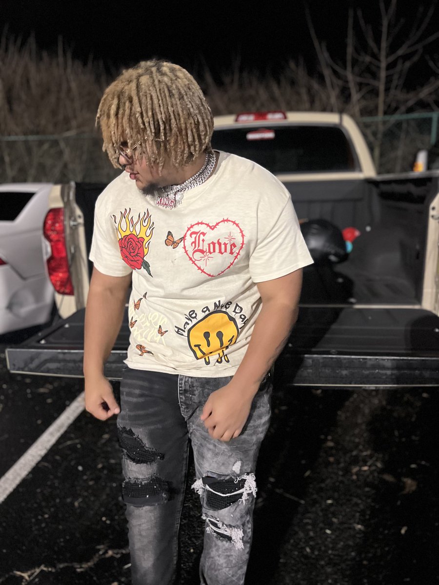 MochaQueen3's tweet photo. β¦@CombsHcombsβ© Thank you GOD / JESUS for this day, AMEN!ππΎ Happy 19th Birthday & many BLESSINGS to our Prince Carson! Continue to do GIGANTIC things in & out of the classrooms / on & off the football fields! We luv you & so very proud!πππππ₯πͺπ½π#KingCombs #CollegeMan! https://t.co/trLfZStgGG