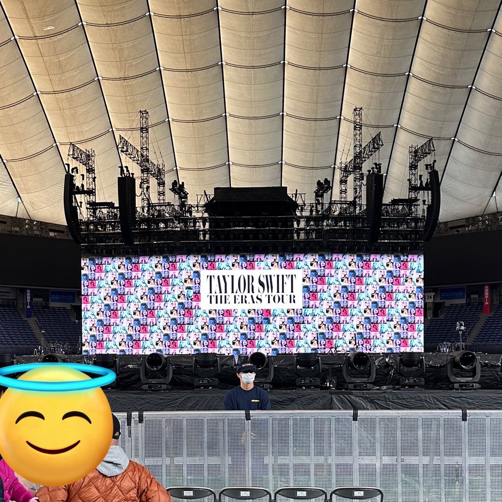 dkp1047's tweet photo. my seat today was🤯🤯🤯🤯🤯 https://t.co/kdp4Tk278H